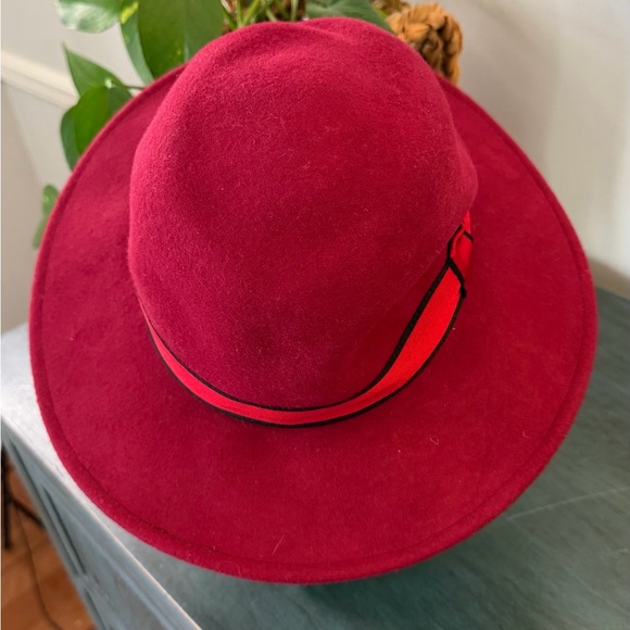 Barney’s New York red 100% wool hat. With red & black ribbon accent - Picture 2 of 7